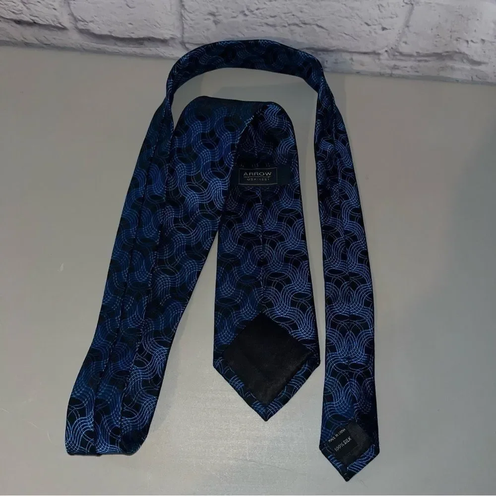 Men’s Black and blue Arrow 100% Silk  Dress Neck Tie